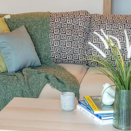 Classy Wifi, Parking & Stunning View! Apartment Acquaseria