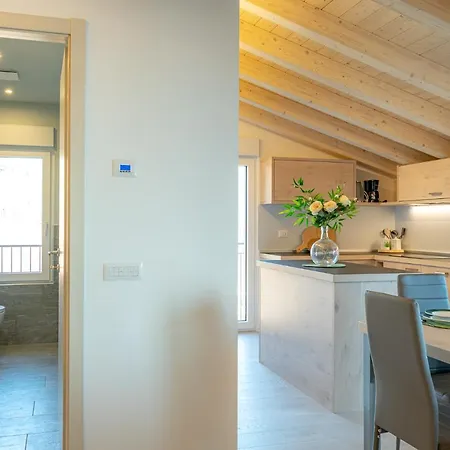 Apartment Classy Wifi, Parking & Stunning View! Acquaseria